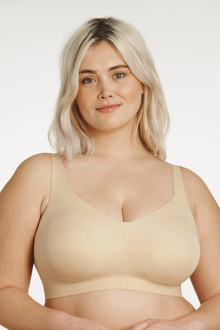 Evelyn & Bobbie Beyond Bra - Sand - CURATED LINGERIE