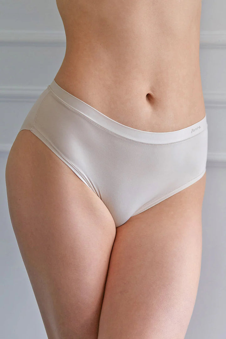 Janira Flexie Adapt Full Panty - Dune - CURATED LINGERIE